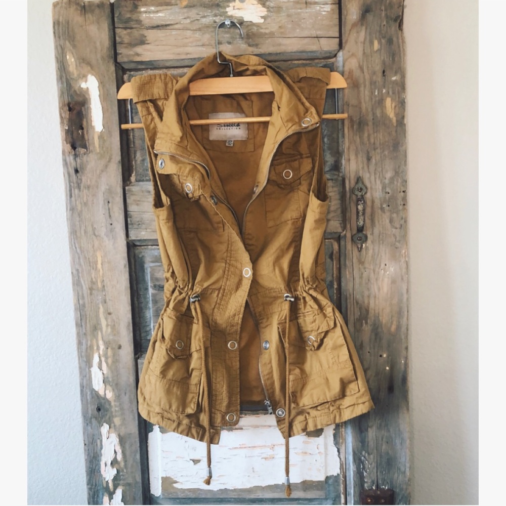 Snobbish Utility Vest Mustard Yellow Small